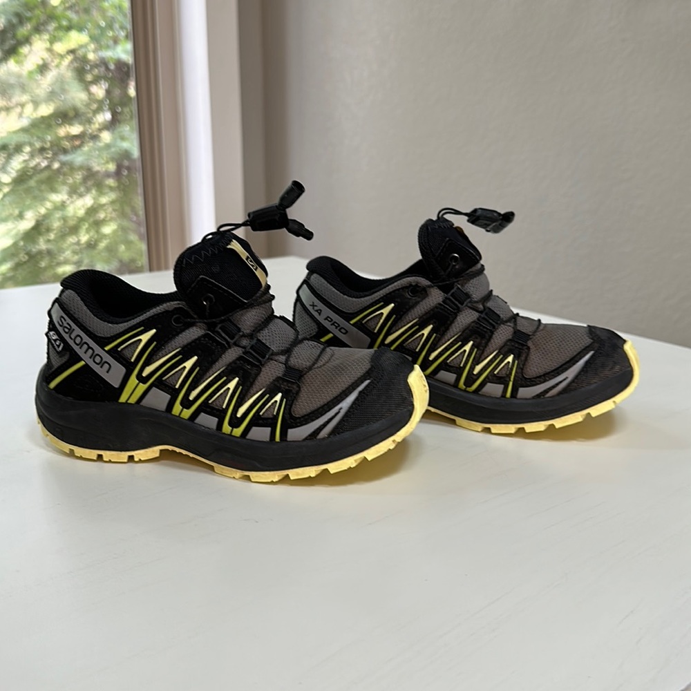 Kids Salomon Waterproof Hiking Sneaker